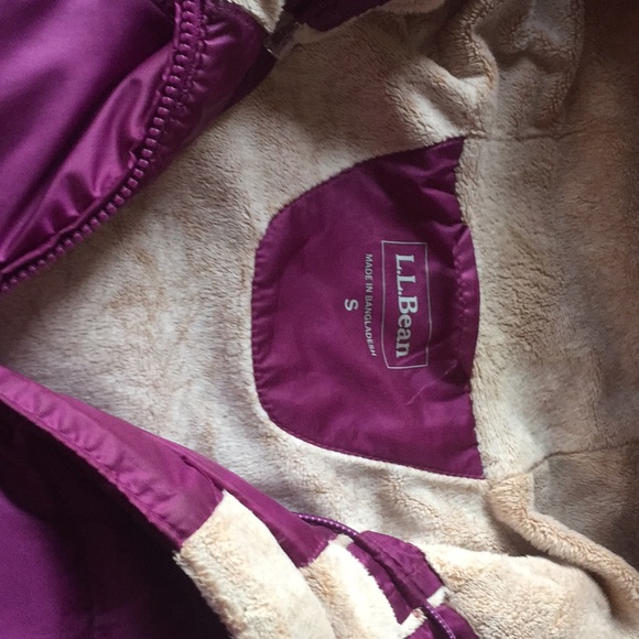 LL Bean Puffy Jacket - Picture 4 of 16